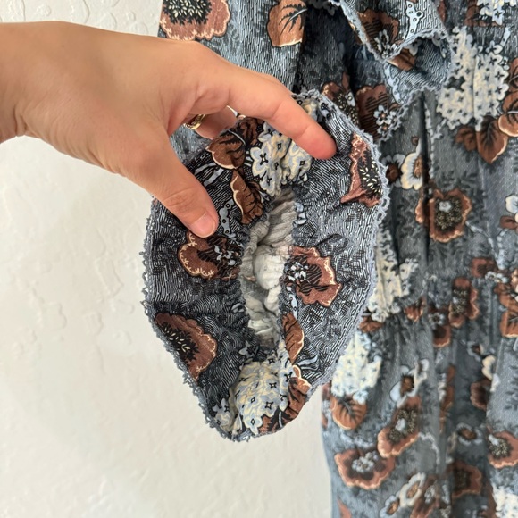 Sea New York Lucinda Seersucker Flutter Sleeve High Neck Ruffle Midi Dress - Picture 8 of 16